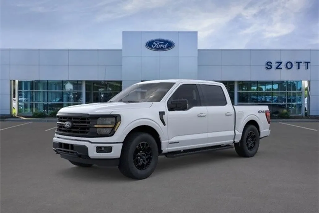 2025 Ford F-150 XLT photo 1