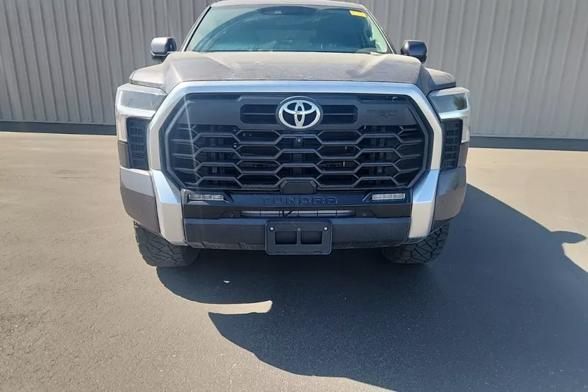 2022 Toyota Tundra Limited photo 1