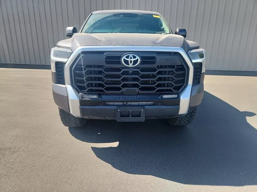 2022 Toyota Tundra Limited photo 1