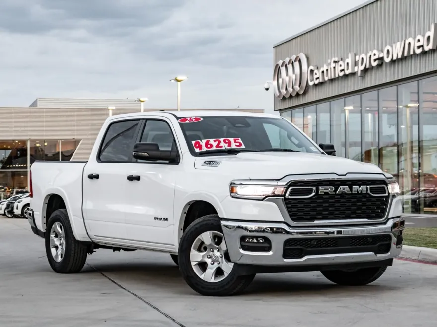 2025 Ram 1500 Big Horn photo 1