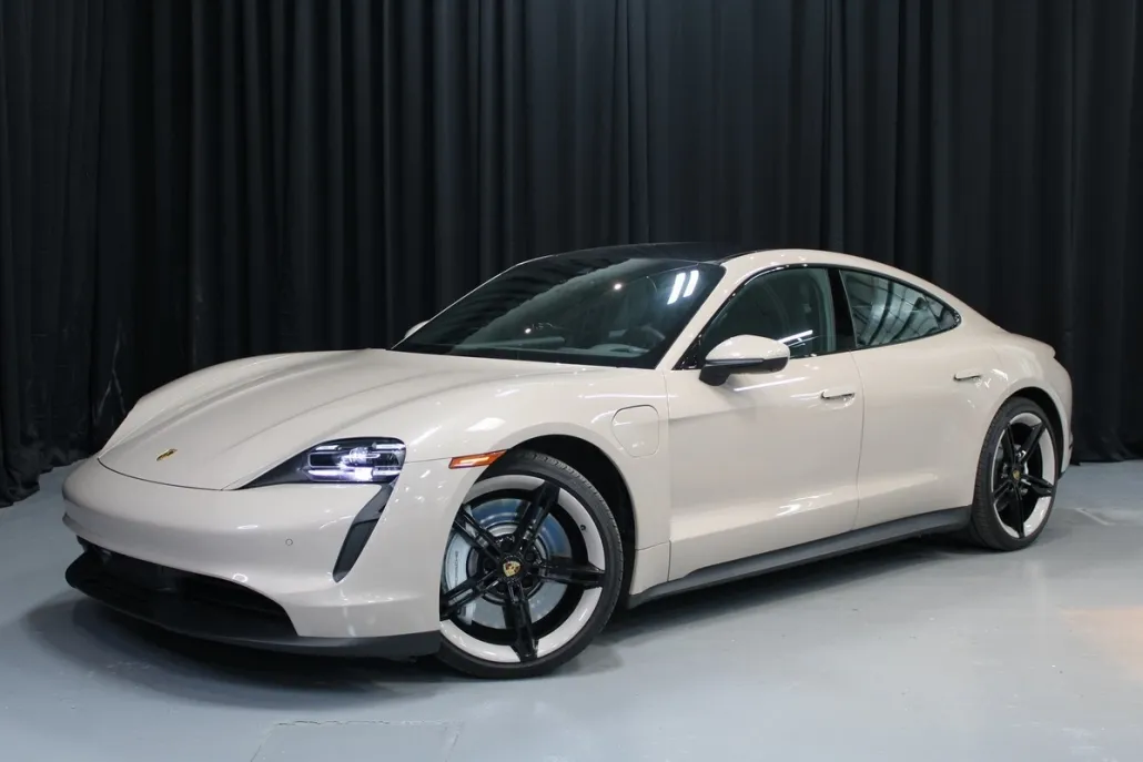 2023 Porsche Taycan Base photo 1
