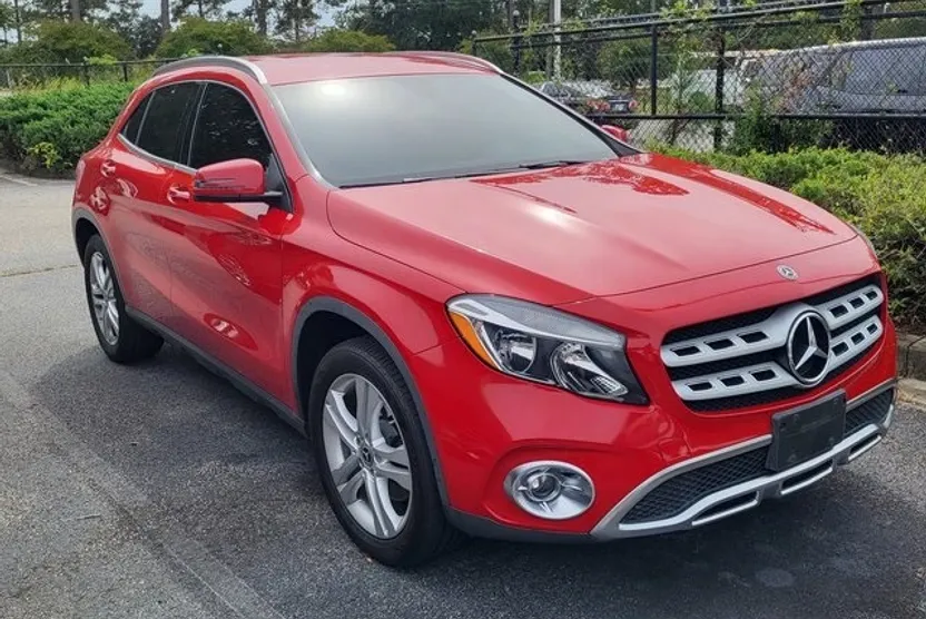2018 Mercedes Benz GLA 250 photo 1