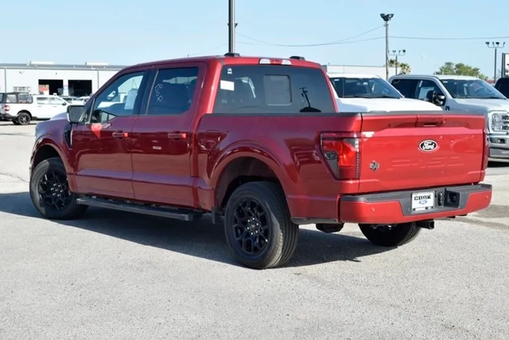 2025 Ford F-150 XLT photo 1