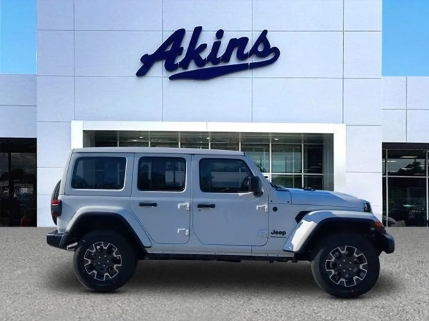2025 Jeep Wrangler Sahara photo 1