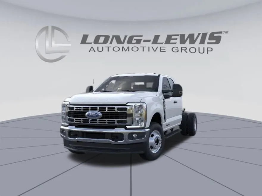 2026 Ford F-350 photo 1