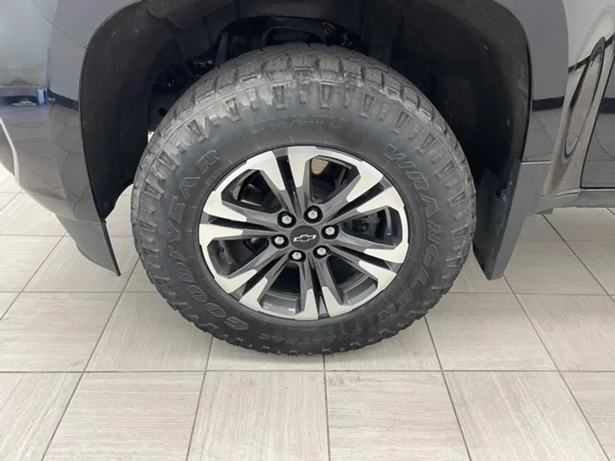 2022 Chevrolet Colorado Z71 photo 1