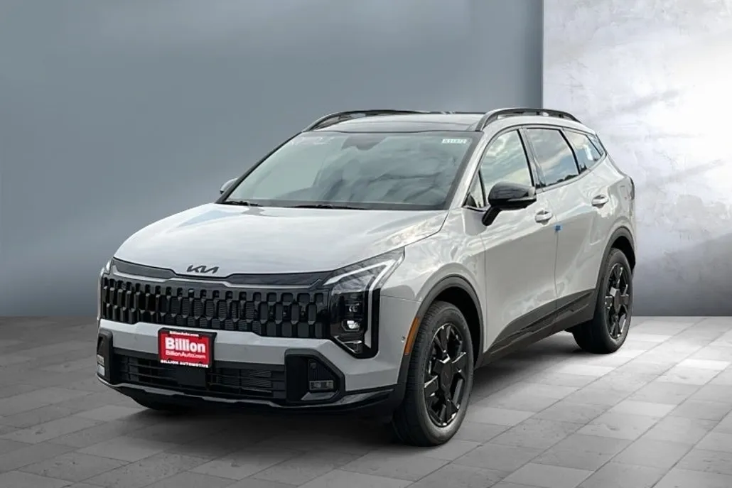2026 Kia Sportage X-Line photo 1