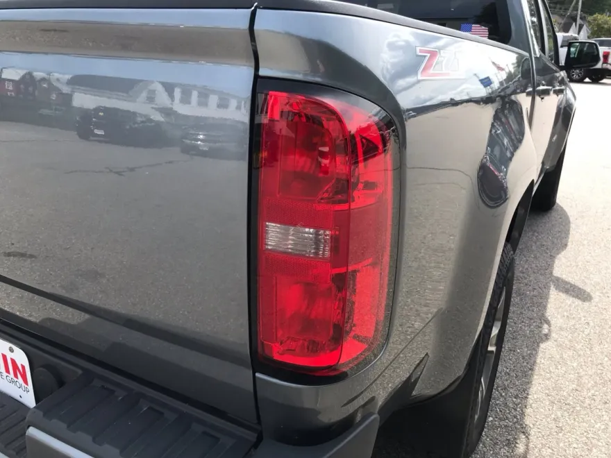 2019 Chevrolet Colorado Z71 photo 1