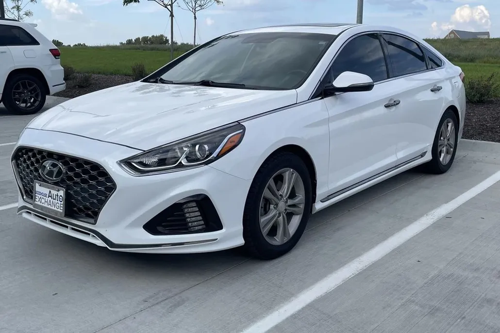 2018 Hyundai Sonata SEL Sport Limited 2.0T photo 1