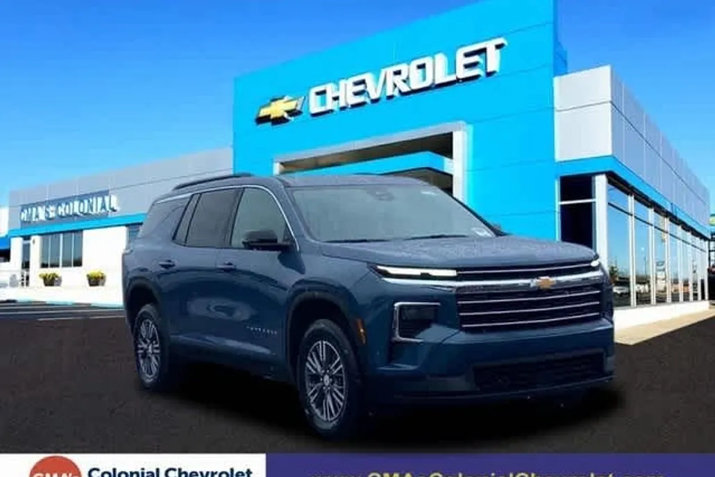2026 Chevrolet Traverse photo 1
