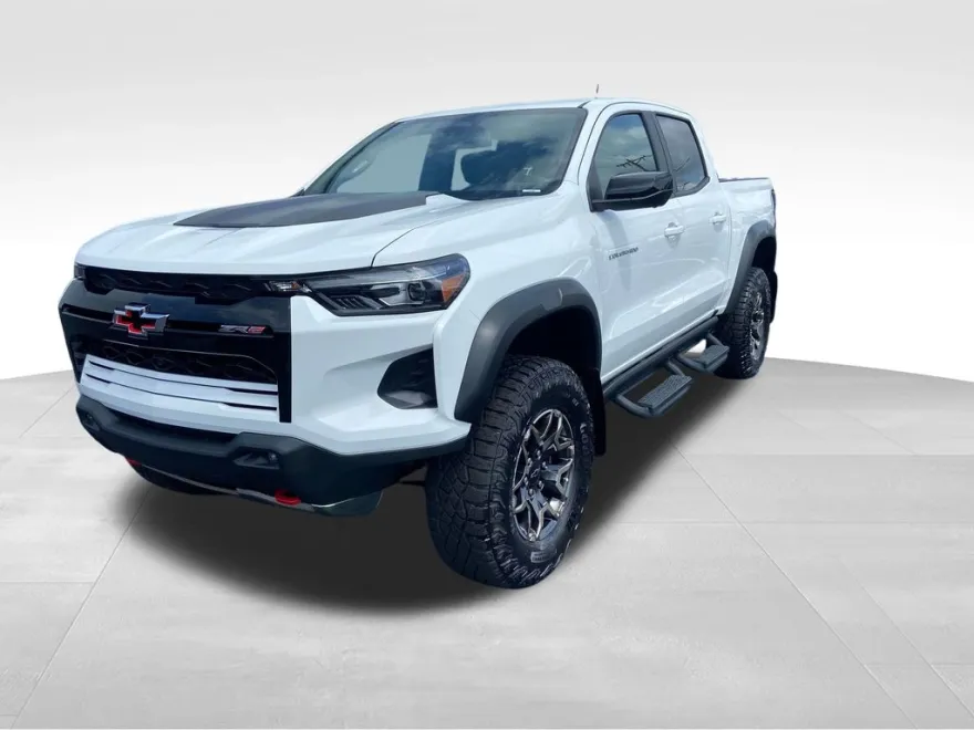 2024 Chevrolet Colorado ZR2 photo 1