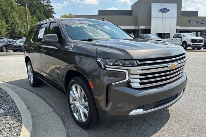 2021 Chevrolet Tahoe High Country photo 1