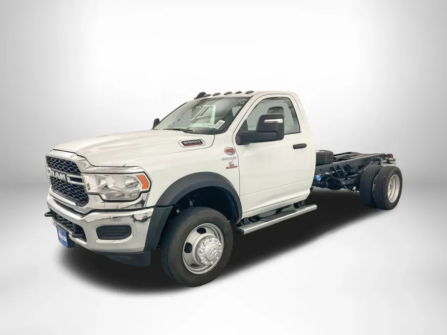2024 Ram 5500 Tradesman photo 1
