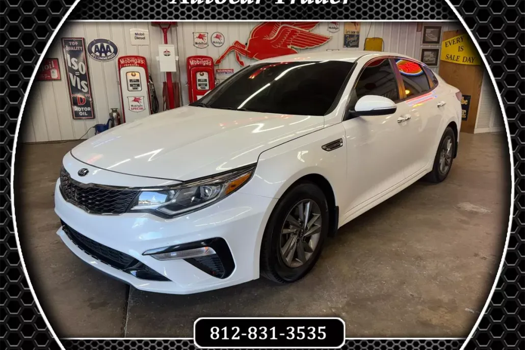 2020 Kia Optima LX photo 1
