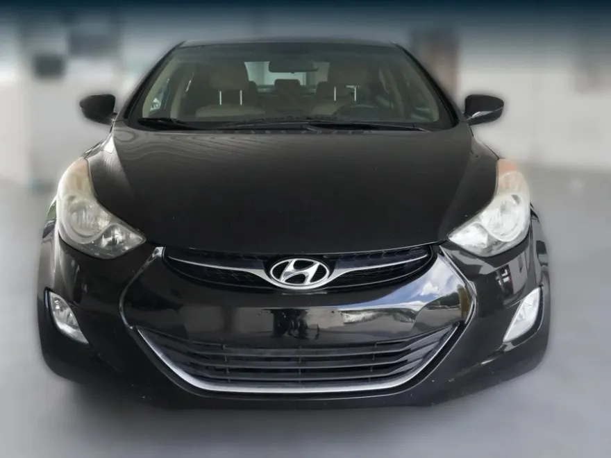 2013 Hyundai Elantra GLS photo 1