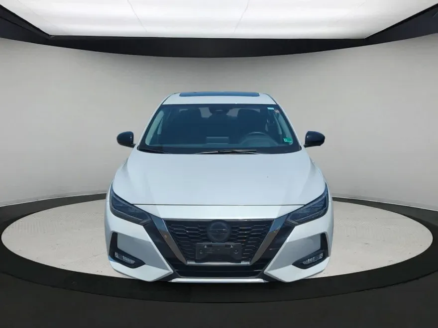 2022 Nissan Sentra SR photo 1