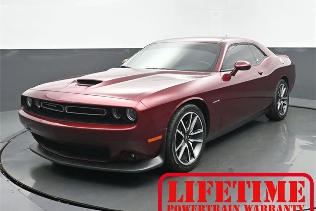 2020 Dodge Challenger R/T photo 1