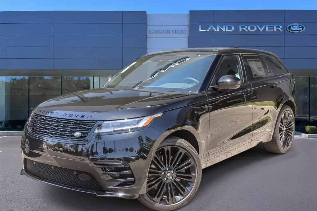 2026 Land Rover Range Rover Velar SE photo 1