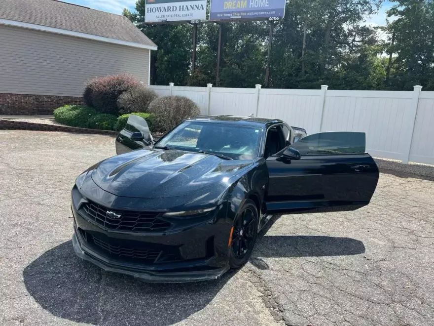 2020 Chevrolet Camaro LS Coupe photo 1