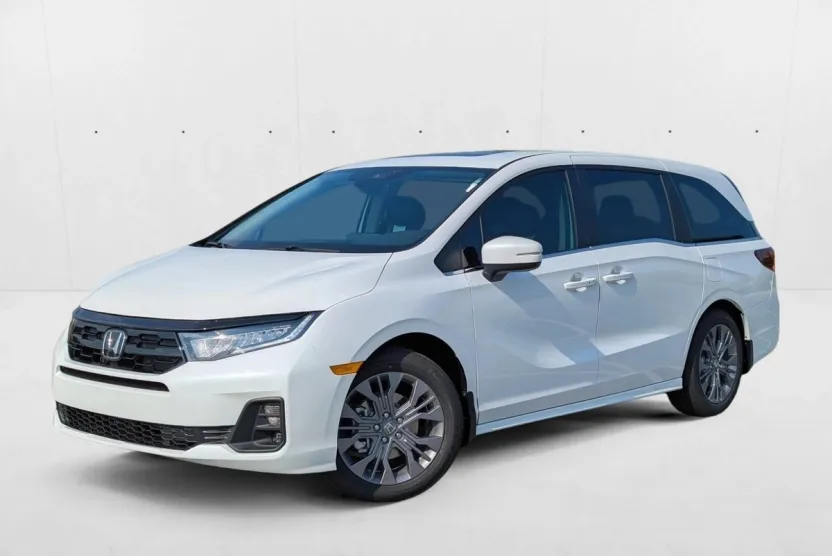 2026 Honda Odyssey Touring photo 1