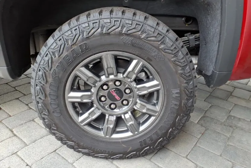 2025 Gmc Sierra 1500 AT4X photo 1