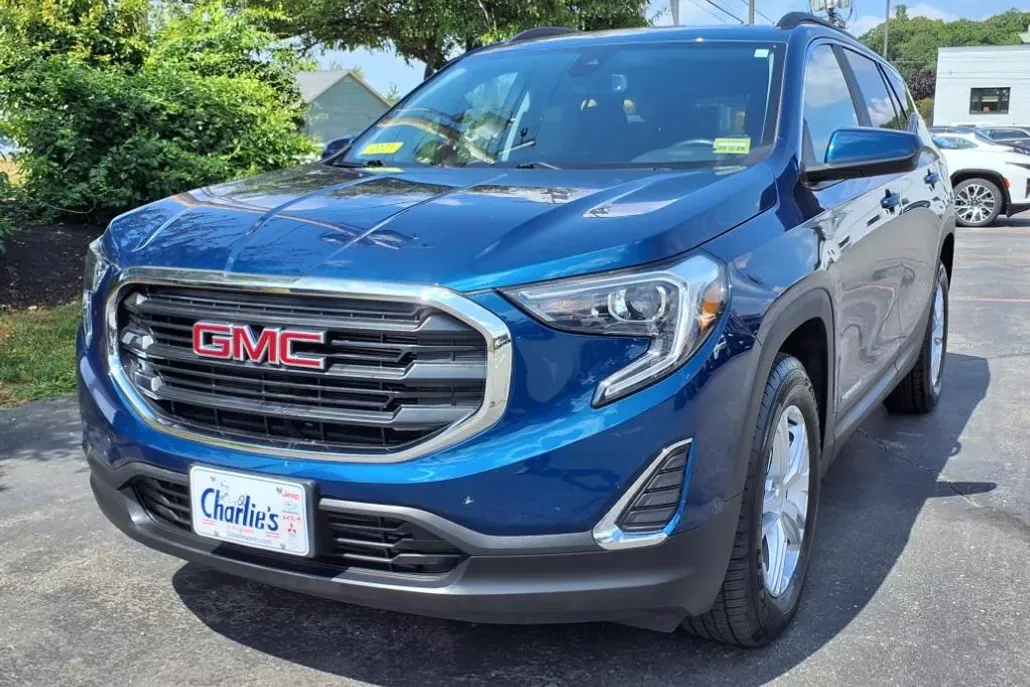 2021 Gmc Terrain SLE photo 1