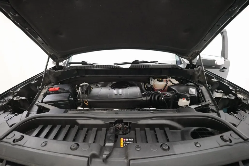 2019 Chevrolet Silverado 1500 LT photo 1