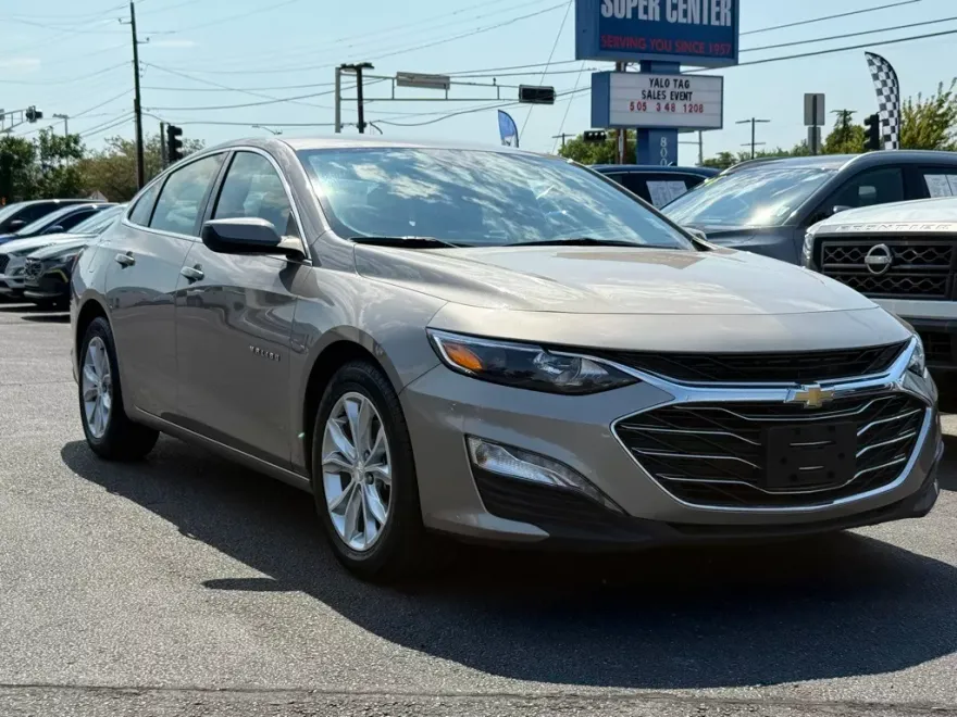 2023 Chevrolet Malibu 1LT photo 1