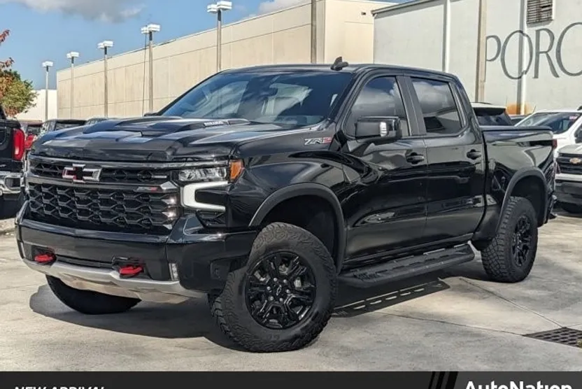 2024 Chevrolet Silverado 1500 ZR2 photo 1