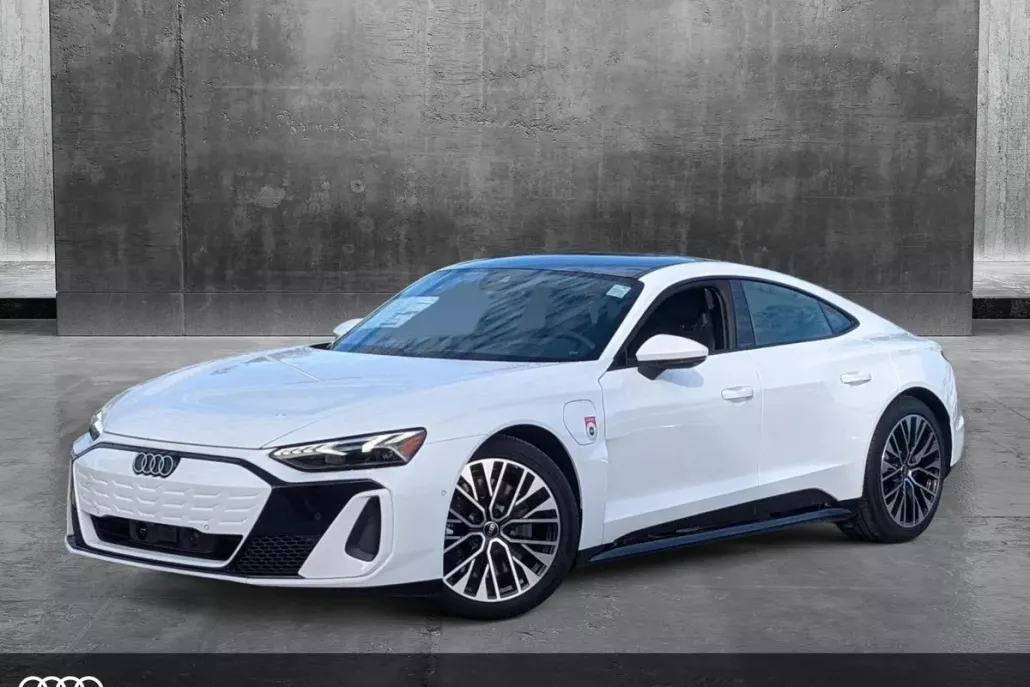 2025 Audi e-tron GT Premium Plus photo 1