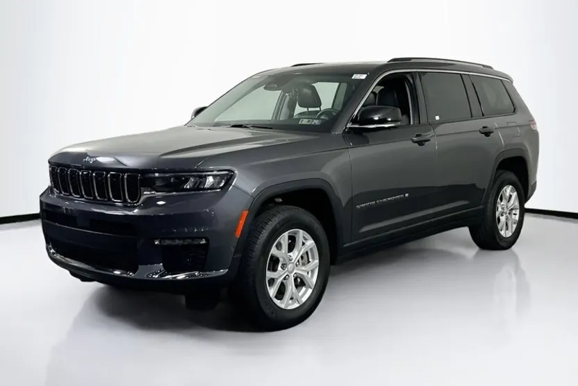 2023 Jeep Grand Cherokee Limited photo 1