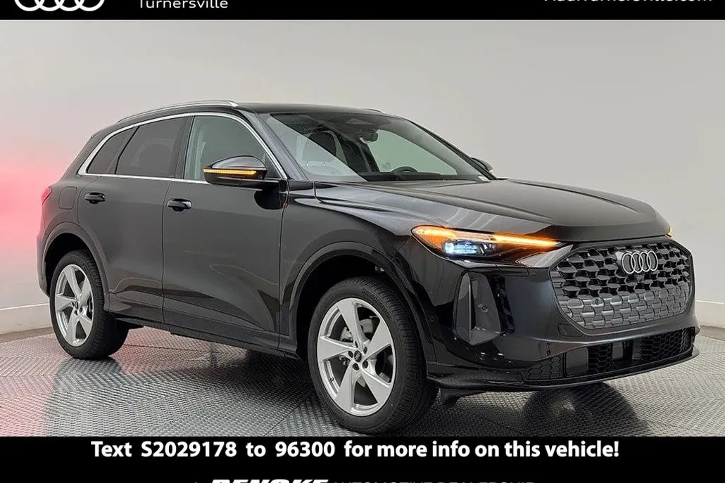 2025 Audi Q5 2.0T Premium Plus photo 1