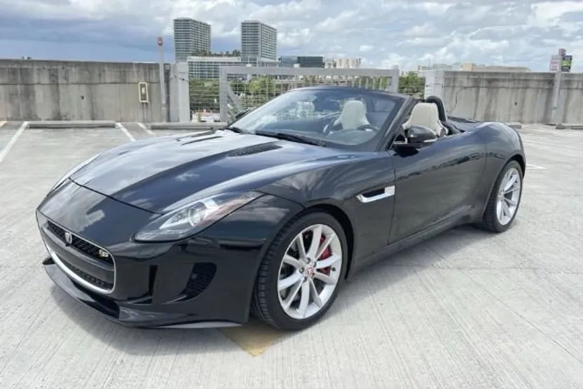 2015 Jaguar F-TYPE S photo 1