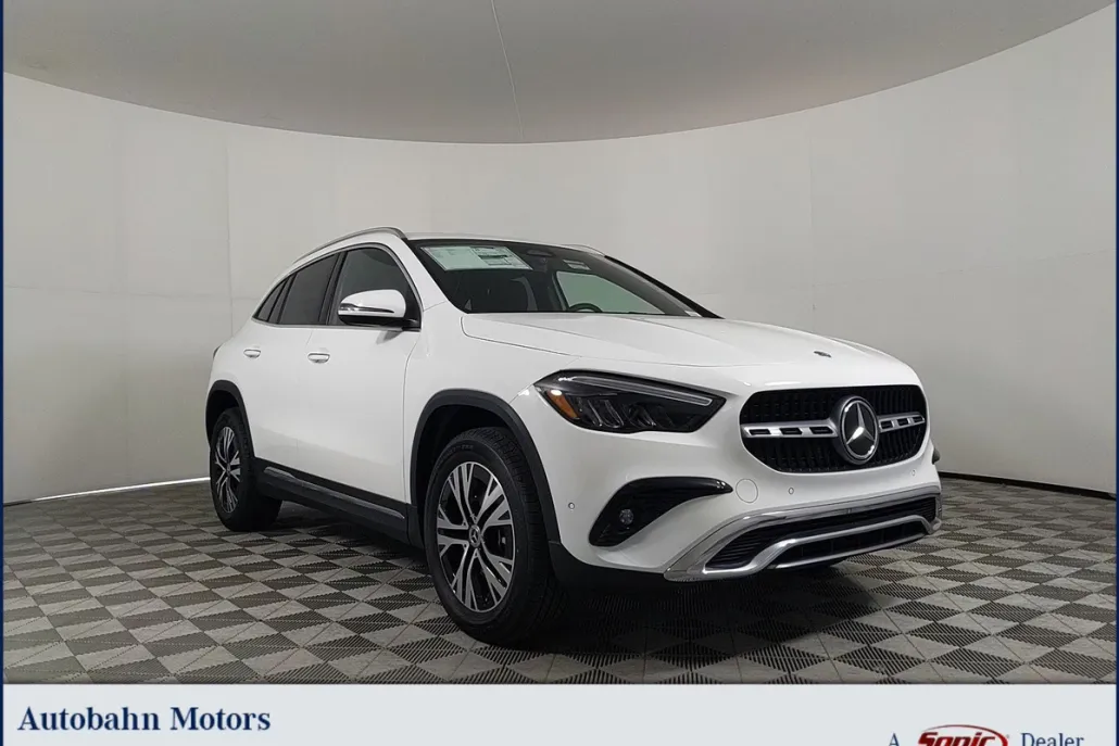 2025 Mercedes Benz GLA 250 photo 1