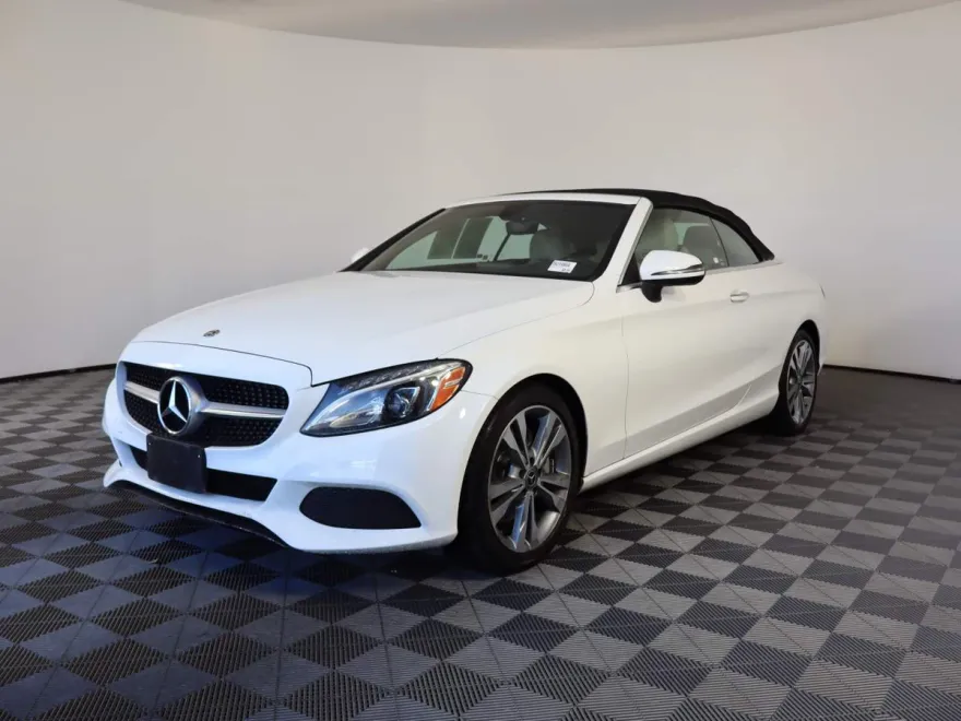 2018 Mercedes Benz C 300 photo 1