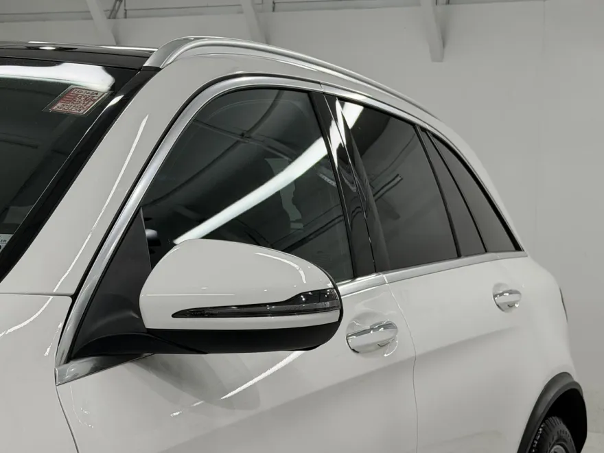 2022 Mercedes Benz GLC AMG 43 photo 1
