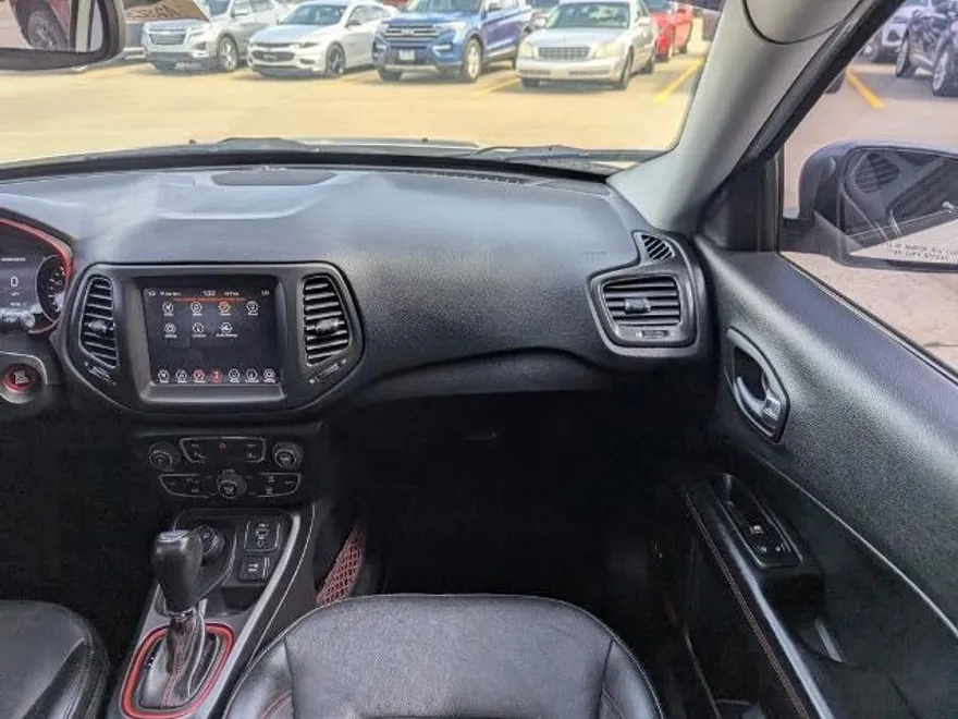 2021 Jeep Compass Trailhawk photo 1