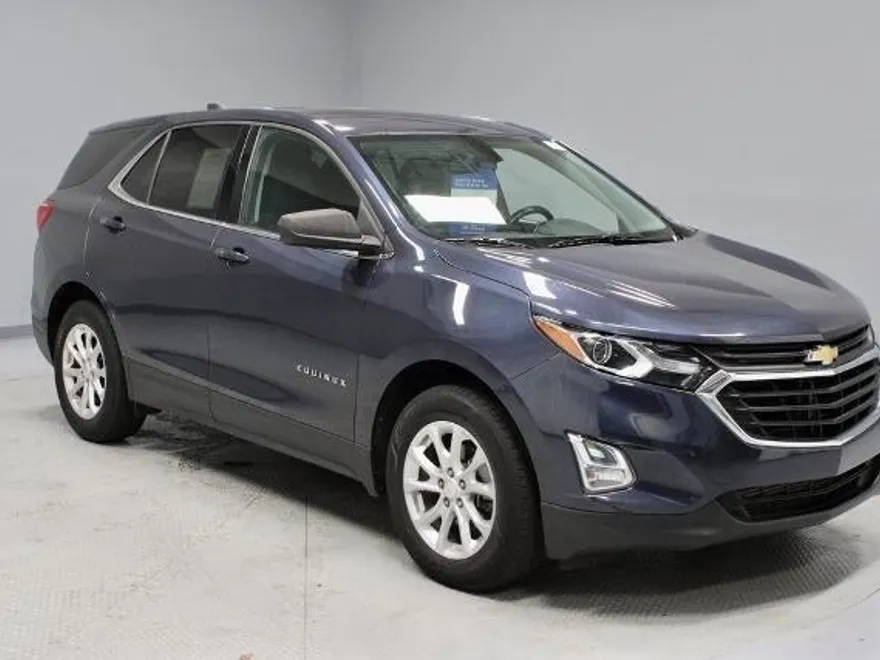 2018 Chevrolet Equinox LT photo 1