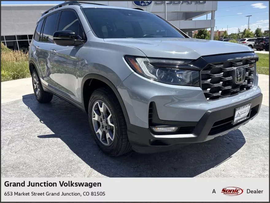 2022 Honda Passport TrailSport photo 1