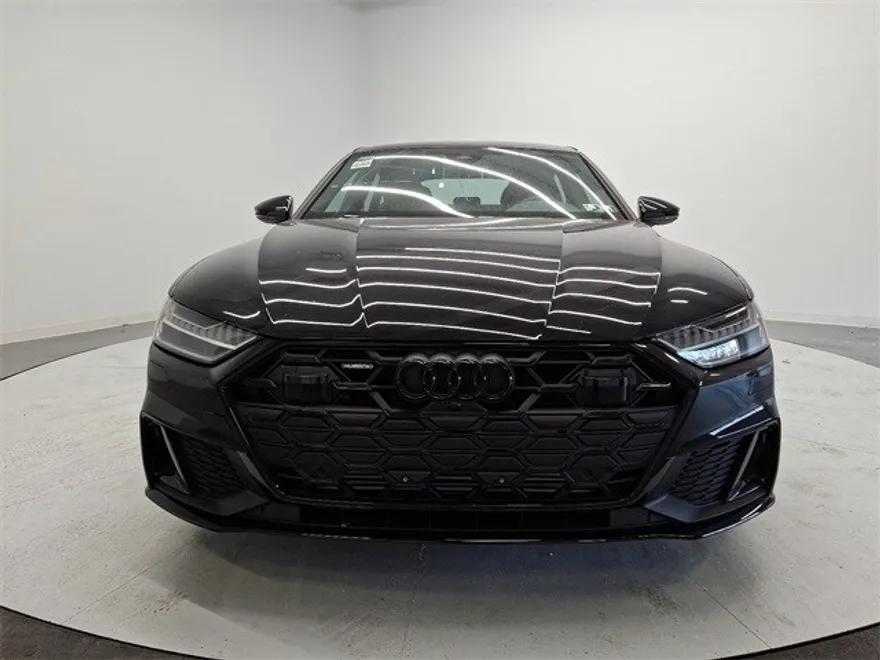 2025 Audi A7 55 Premium Plus photo 2