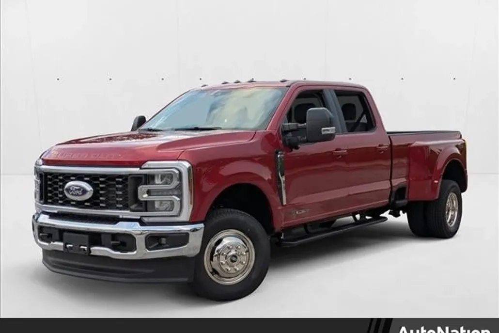 2026 Ford F-350 XLT photo 1
