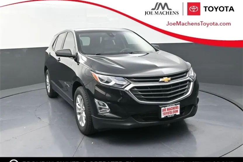 2021 Chevrolet Equinox LS photo 1