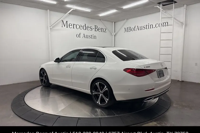 2025 Mercedes Benz C 300 photo 1
