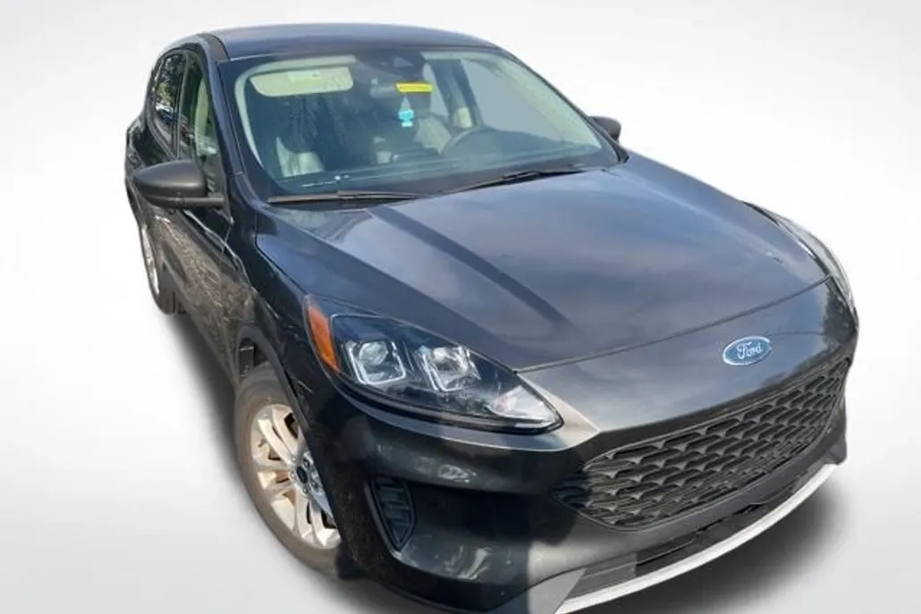 2020 Ford Escape S photo 1