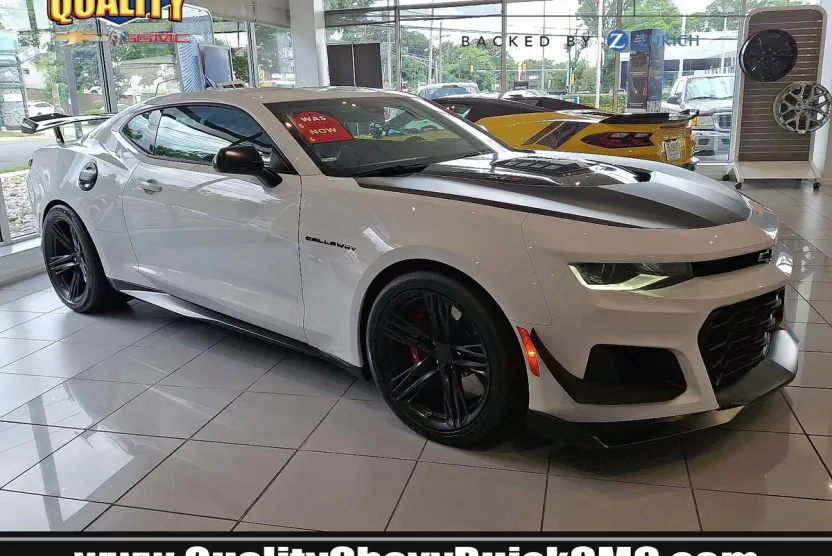 2019 Chevrolet Camaro ZL1 photo 1