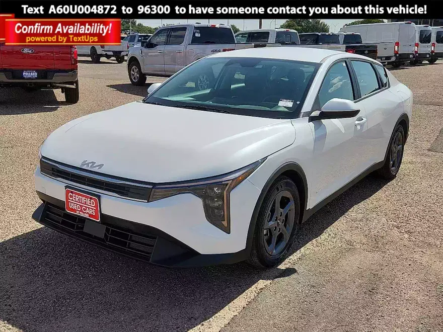 2025 Kia K4 LXS photo 1