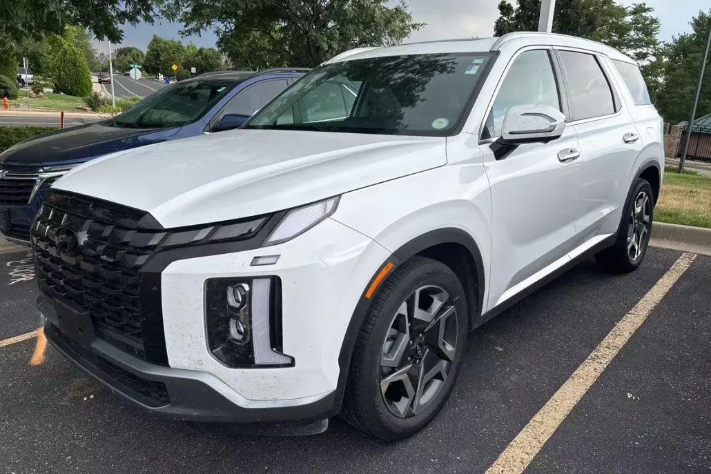 2024 Hyundai Palisade Limited photo 1