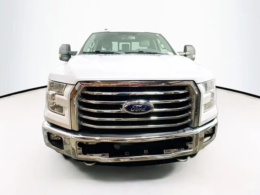 2016 Ford F-150 XLT photo 1