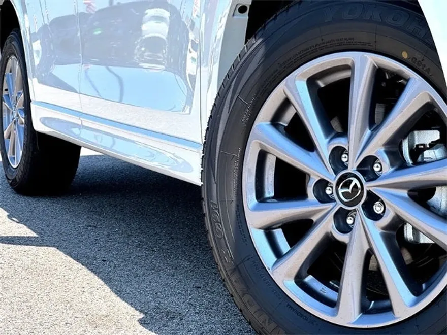 2025 Mazda CX-5 2.5 S Preferred photo 1