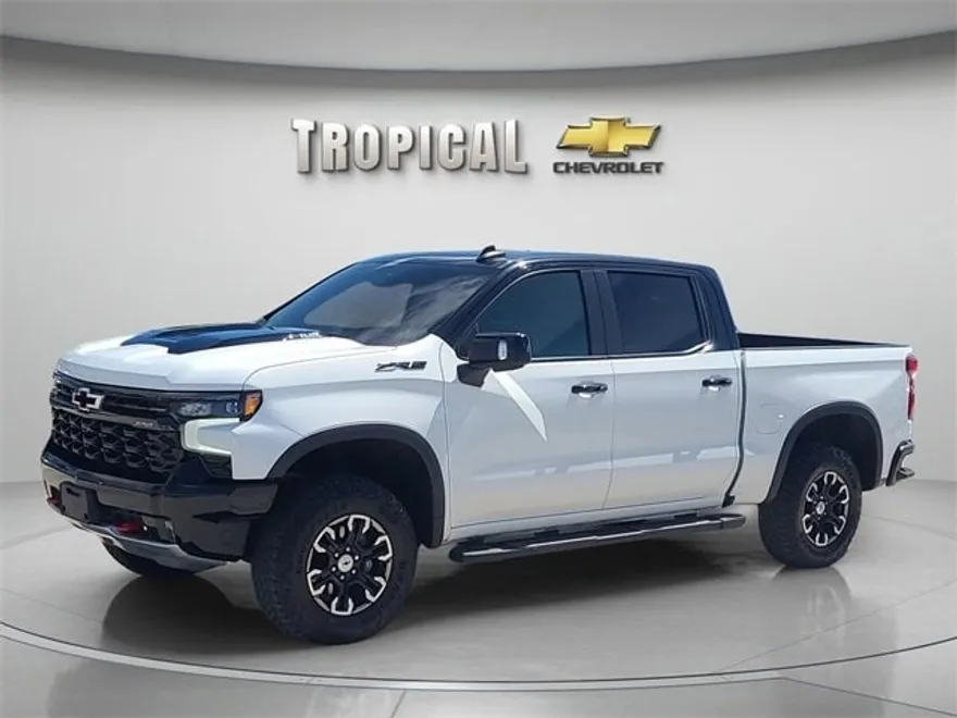 2024 Chevrolet Silverado 1500 ZR2 photo 1